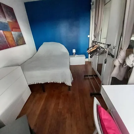 Batignolles Pour 2 Pers * Paris
