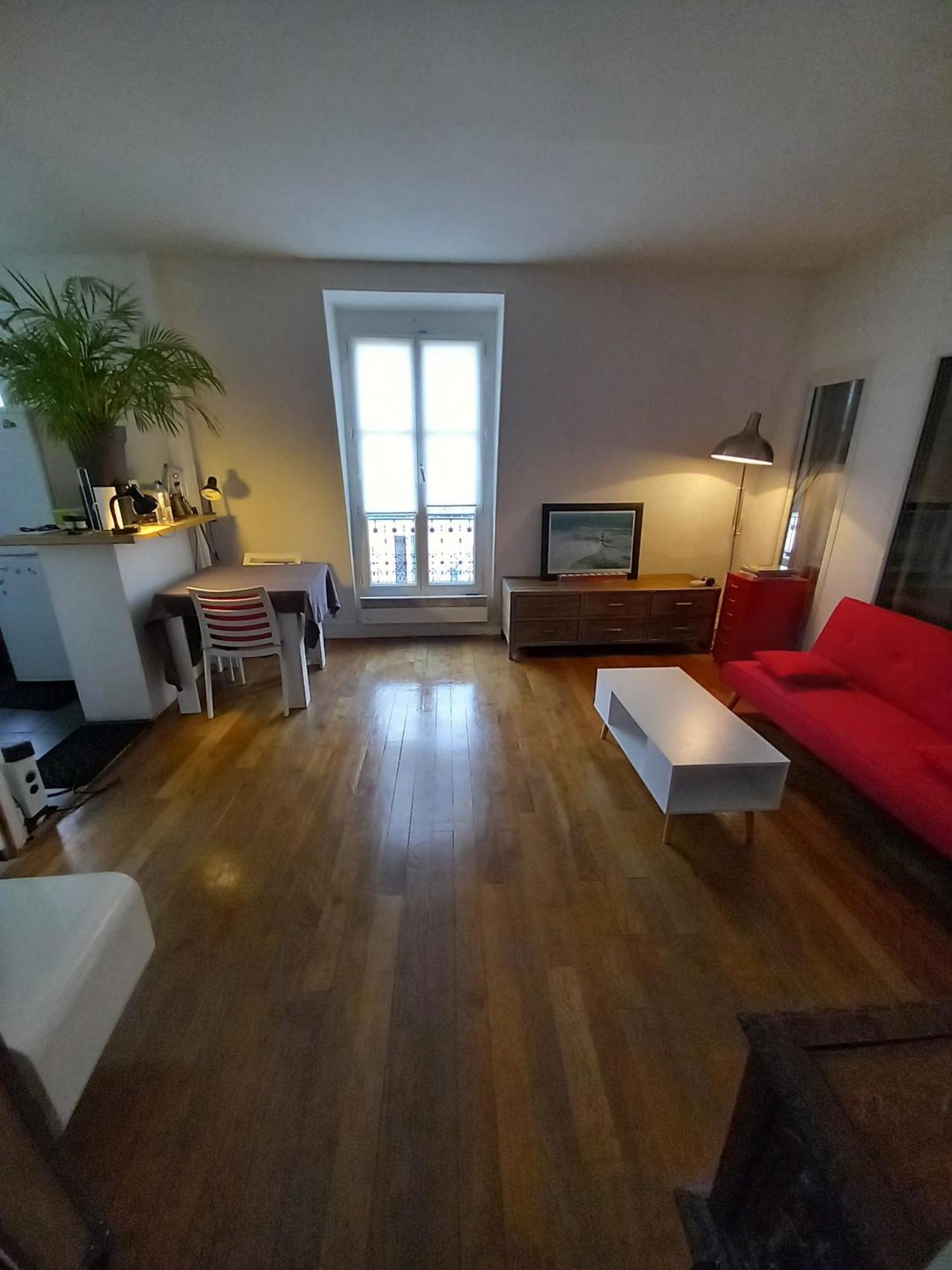 Apartment Batignolles Pour 2 Pers