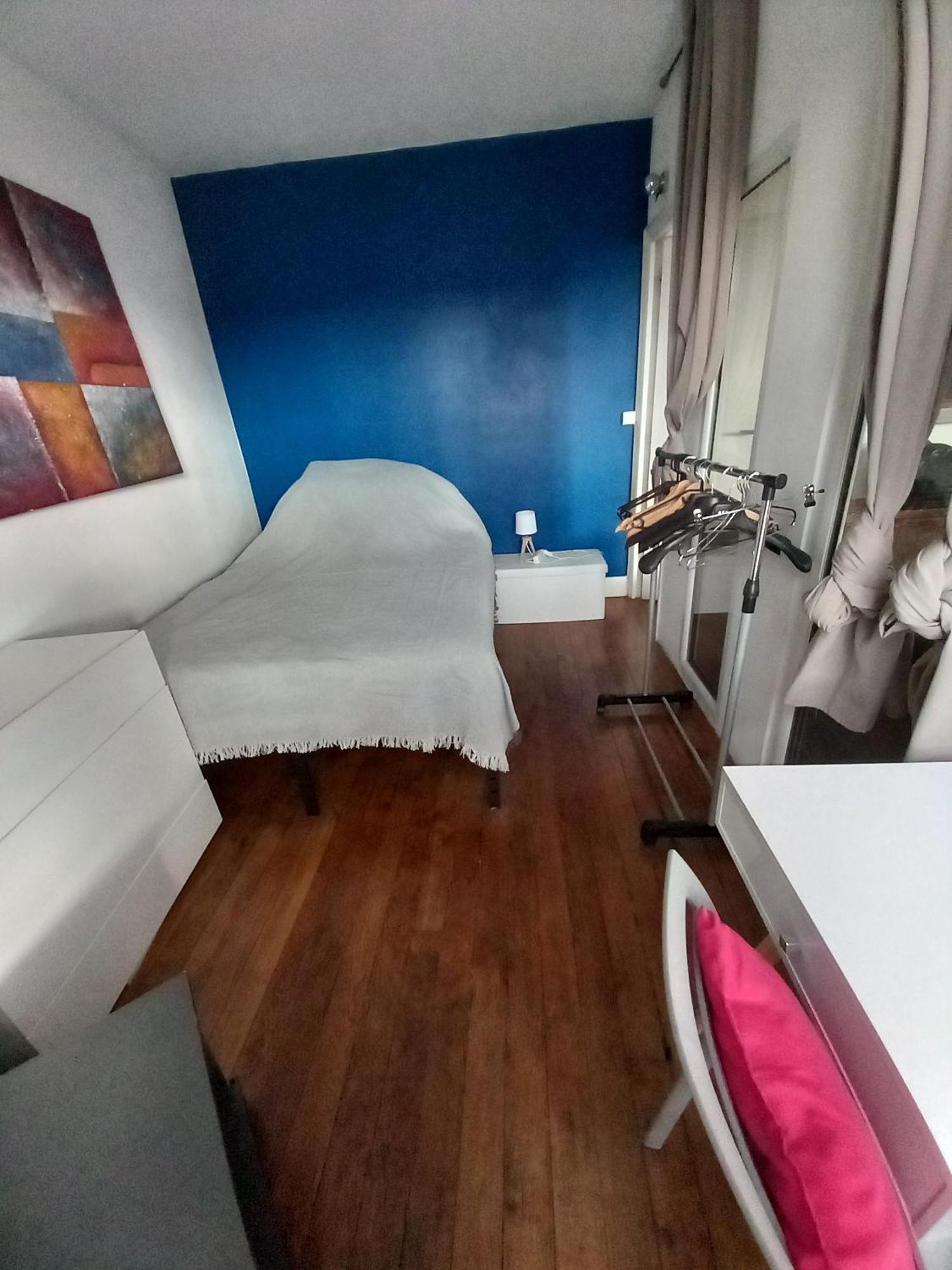 Batignolles Pour 2 Pers * Paris