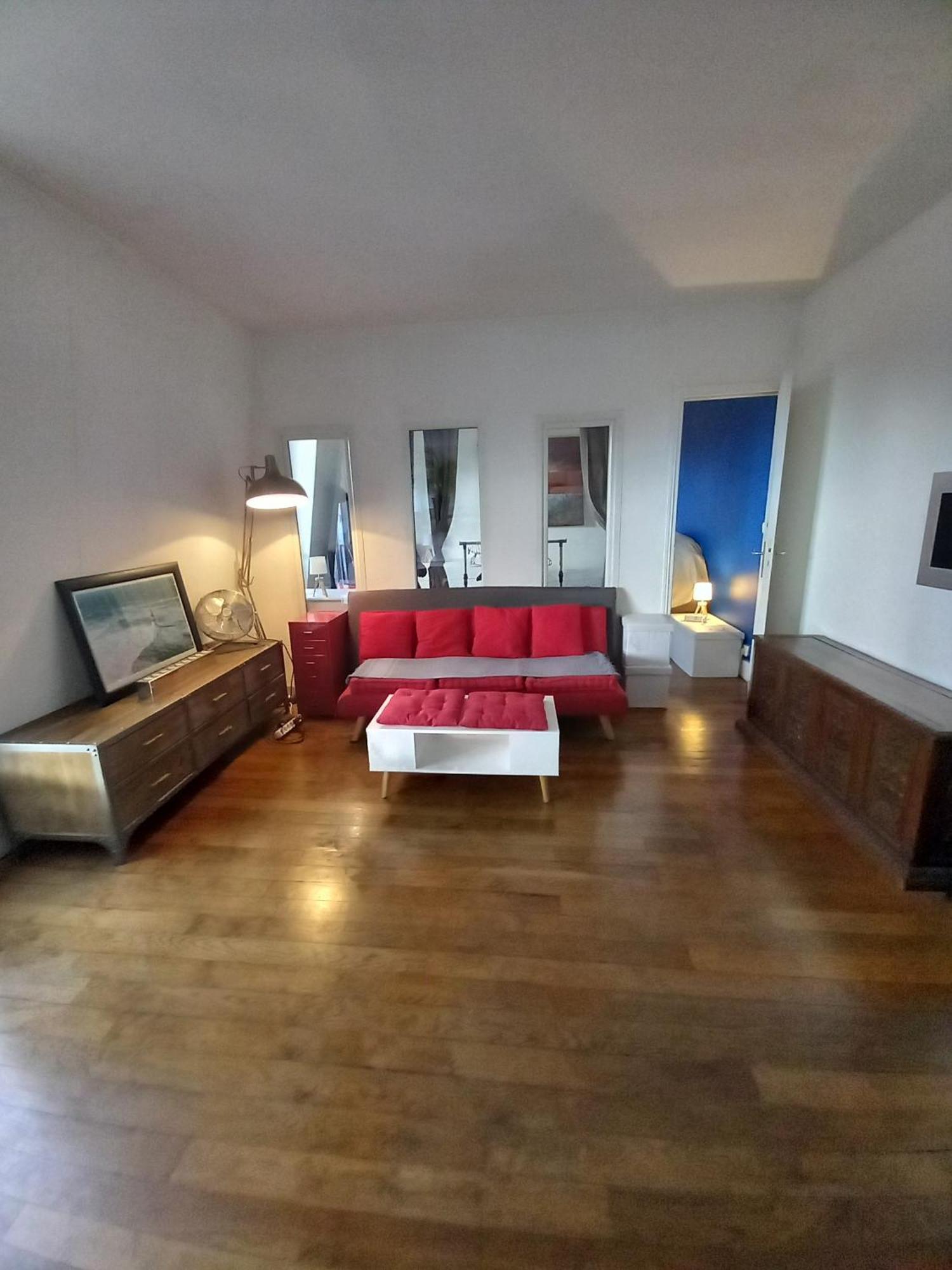 Batignolles Pour 2 Pers * Paris